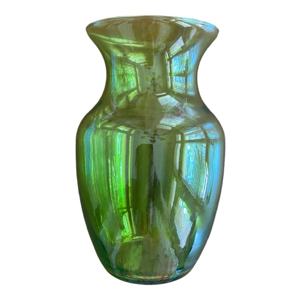 Emerald Green Glass Flower Vase - 8" Tall Fluted Rim Contemporary Decor